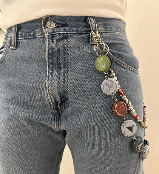 Bottle cap wallet chain